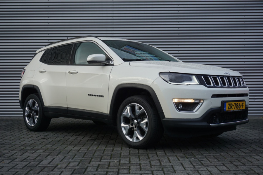 Jeep Compass 170PK 4x4 AUTOMAAT BEATS AUDIO | WINTERPACK | TREKHAAK | LUXE! Jeep Compass 170PK 4x4 AUTOMAAT BEATS AUDIO | WINTERPACK | TREKHAAK | LUXE!
