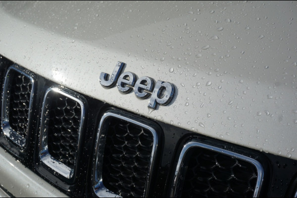 Jeep Compass 170PK 4x4 AUTOMAAT BEATS AUDIO | WINTERPACK | TREKHAAK | LUXE! Jeep Compass 170PK 4x4 AUTOMAAT BEATS AUDIO | WINTERPACK | TREKHAAK | LUXE!