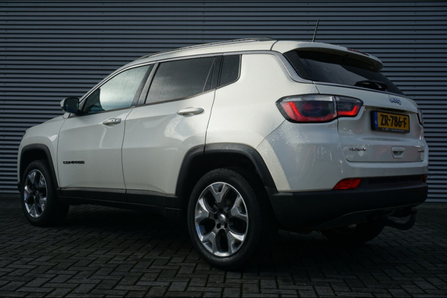 Jeep Compass 170PK 4x4 AUTOMAAT BEATS AUDIO | WINTERPACK | TREKHAAK | LUXE! Jeep Compass 170PK 4x4 AUTOMAAT BEATS AUDIO | WINTERPACK | TREKHAAK | LUXE!