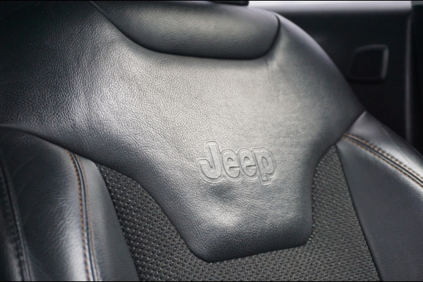 Jeep Compass 170PK 4x4 AUTOMAAT BEATS AUDIO | WINTERPACK | TREKHAAK | LUXE! Jeep Compass 170PK 4x4 AUTOMAAT BEATS AUDIO | WINTERPACK | TREKHAAK | LUXE!