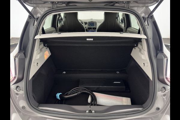 Renault ZOE (inclusive-battery) Q90 Bose Quickcharge 41 kWh Edition One {SOH-92%} LUXURY-LEATHER | FULL-LED | DIGI-COCKPIT | HEATED-COMFORTSEATS | BOSE-PREMIUM-AUDIO | CAMERA | R-LINK | PDC | PRIVACY-GLASS |  17"ALU* Renault ZOE (inclusive-battery) Q90 Bose Quickcharge 41 kWh Edition One {SOH-92%} LUXURY-LEATHER | FULL-LED | DIGI-COCKPIT | HEATED-COMFORTSEATS | BOSE-PREMIUM-AUDIO | CAMERA | R-LINK | PDC | PRIVACY-GLASS |  17"ALU*