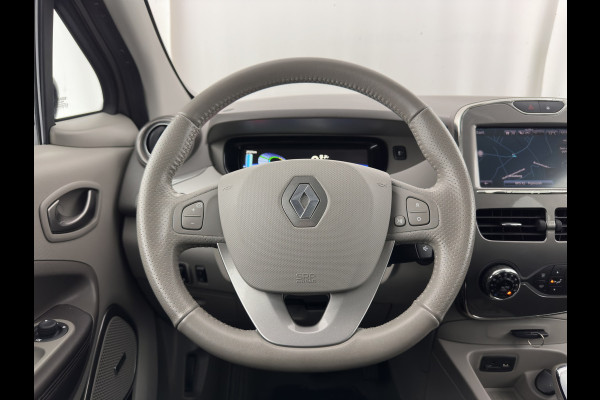 Renault ZOE (inclusive-battery) Q90 Bose Quickcharge 41 kWh Edition One {SOH-92%} LUXURY-LEATHER | FULL-LED | DIGI-COCKPIT | HEATED-COMFORTSEATS | BOSE-PREMIUM-AUDIO | CAMERA | R-LINK | PDC | PRIVACY-GLASS |  17"ALU* Renault ZOE (inclusive-battery) Q90 Bose Quickcharge 41 kWh Edition One {SOH-92%} LUXURY-LEATHER | FULL-LED | DIGI-COCKPIT | HEATED-COMFORTSEATS | BOSE-PREMIUM-AUDIO | CAMERA | R-LINK | PDC | PRIVACY-GLASS |  17"ALU*