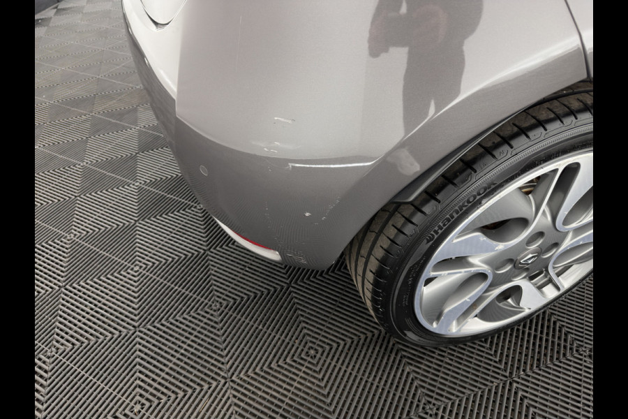 Renault ZOE (inclusive-battery) Q90 Bose Quickcharge 41 kWh Edition One {SOH-92%} LUXURY-LEATHER | FULL-LED | DIGI-COCKPIT | HEATED-COMFORTSEATS | BOSE-PREMIUM-AUDIO | CAMERA | R-LINK | PDC | PRIVACY-GLASS |  17"ALU* Renault ZOE (inclusive-battery) Q90 Bose Quickcharge 41 kWh Edition One {SOH-92%} LUXURY-LEATHER | FULL-LED | DIGI-COCKPIT | HEATED-COMFORTSEATS | BOSE-PREMIUM-AUDIO | CAMERA | R-LINK | PDC | PRIVACY-GLASS |  17"ALU*