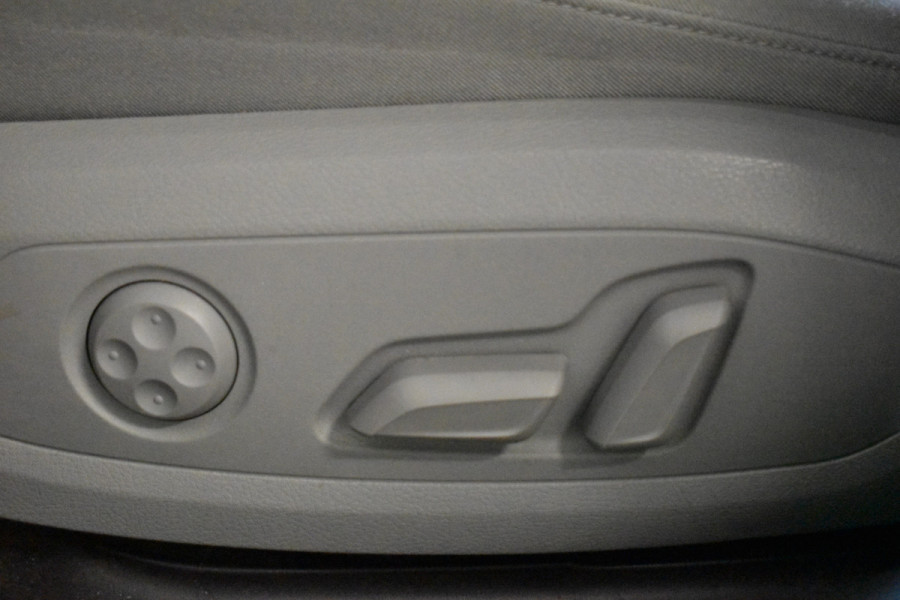 Audi A4 Avant 35 TFSI 2.0 150PK PRO LINE NAVI/CAMERA/LED Audi A4 Avant 35 TFSI 2.0 150PK PRO LINE NAVI/CAMERA/LED