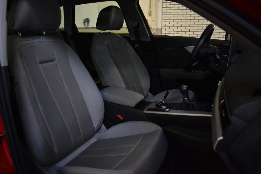 Audi A4 Avant 35 TFSI 2.0 150PK PRO LINE NAVI/CAMERA/LED Audi A4 Avant 35 TFSI 2.0 150PK PRO LINE NAVI/CAMERA/LED