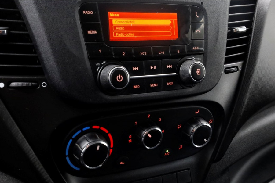 Iveco Daily 35C15 3.0 150pk L4H2 Dubbel Lucht Airco/Trekhaak 3500kg 03-2019 Iveco Daily 35C15 3.0 150pk L4H2 Dubbel Lucht Airco/Trekhaak 3500kg 03-2019