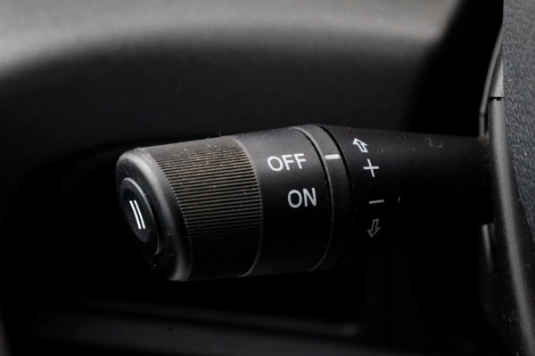 Iveco Daily 35C15 3.0 150pk L4H2 Dubbel Lucht Airco/Trekhaak 3500kg 03-2019 Iveco Daily 35C15 3.0 150pk L4H2 Dubbel Lucht Airco/Trekhaak 3500kg 03-2019