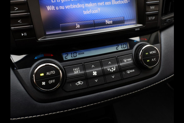 Toyota RAV4 2.5 Hybrid AWD Executive | 360 Camera | Leder | Adaptive Cruise Toyota RAV4 2.5 Hybrid AWD Executive | 360 Camera | Leder | Adaptive Cruise