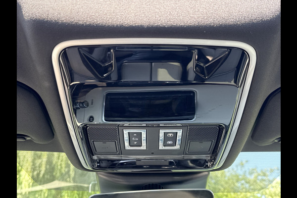 Land Rover Range Rover Velar 2.0 250PK AWD R-DYNAMIC BLACK PACK SE LEDER/VIRTUAL/PANORAMADAK