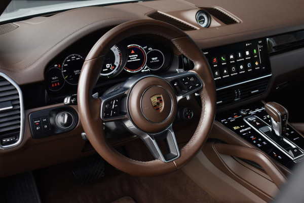 Porsche Cayenne Coupé 3.0 E-Hybrid 462pk SportDesign | Pano | 22'' Wielen | ACC | Softclose | Bose | Stoelventilatie | Head-Up | 360 Camera | Porsche Cayenne Coupé 3.0 E-Hybrid 462pk SportDesign | Pano | 22'' Wielen | ACC | Softclose | Bose | Stoelventilatie | Head-Up | 360 Camera |