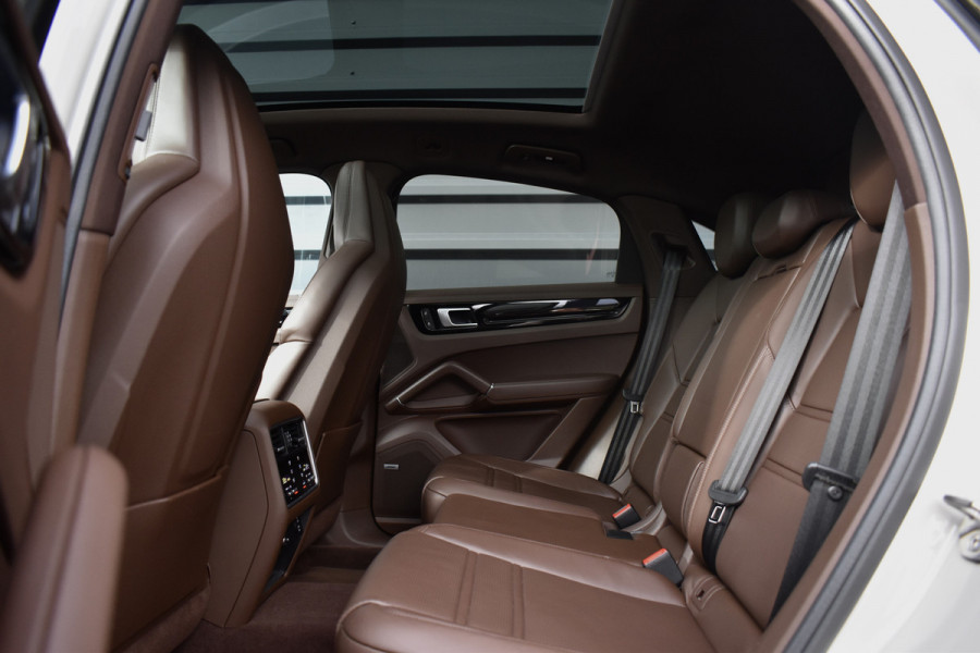 Porsche Cayenne Coupé 3.0 E-Hybrid 462pk SportDesign | Pano | 22'' Wielen | ACC | Softclose | Bose | Stoelventilatie | Head-Up | 360 Camera | Porsche Cayenne Coupé 3.0 E-Hybrid 462pk SportDesign | Pano | 22'' Wielen | ACC | Softclose | Bose | Stoelventilatie | Head-Up | 360 Camera |