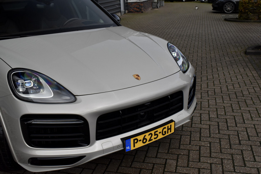 Porsche Cayenne Coupé 3.0 E-Hybrid 462pk SportDesign | Pano | 22'' Wielen | ACC | Softclose | Bose | Stoelventilatie | Head-Up | 360 Camera | Porsche Cayenne Coupé 3.0 E-Hybrid 462pk SportDesign | Pano | 22'' Wielen | ACC | Softclose | Bose | Stoelventilatie | Head-Up | 360 Camera |