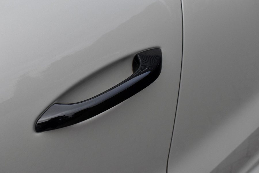 Porsche Cayenne Coupé 3.0 E-Hybrid 462pk SportDesign | Pano | 22'' Wielen | ACC | Softclose | Bose | Stoelventilatie | Head-Up | 360 Camera | Porsche Cayenne Coupé 3.0 E-Hybrid 462pk SportDesign | Pano | 22'' Wielen | ACC | Softclose | Bose | Stoelventilatie | Head-Up | 360 Camera |