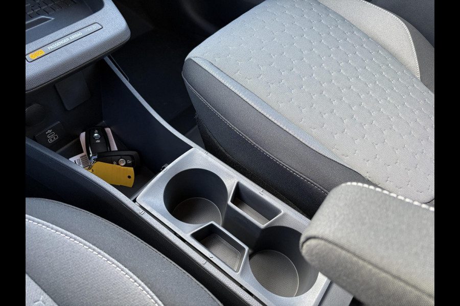 Ford E-Transit Courier Limited 44 kWh | SCI | 136pk | Ford Voorraad | Driver Assistance Pack | Laadvloerbescherming | Trekhaak | LED Laadruimteverlichting