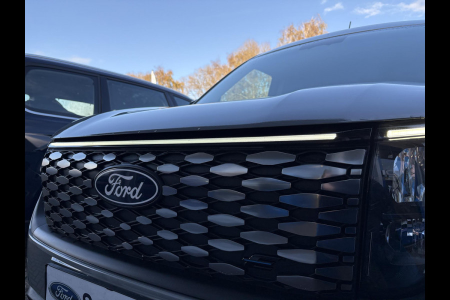 Ford E-Transit Courier Limited 44 kWh | SCI | 136pk | Ford Voorraad | Driver Assistance Pack | Laadvloerbescherming | Trekhaak | LED Laadruimteverlichting