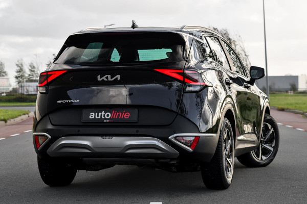 Kia Sportage 1.6 T-GDi MHEV Elec stoelen. Stuurvw, Camera, Lane assist, Stoelvw 4x, CarPlay! Kia Sportage 1.6 T-GDi MHEV Elec stoelen. Stuurvw, Camera, Lane assist, Stoelvw 4x, CarPlay!