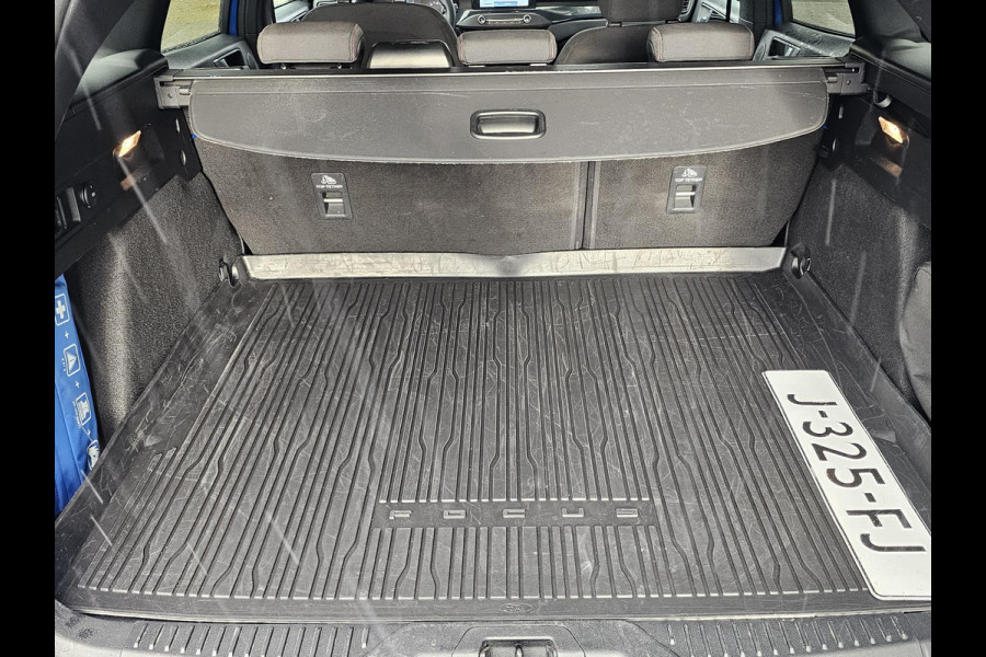 Ford FOCUS Wagon 1.5 EcoBoost ST-line Business 150 pk | Full led | PDC v+a | Trekhaak afneembaar | Keyless entry | Winterpack | Camera | Lane assist etc.