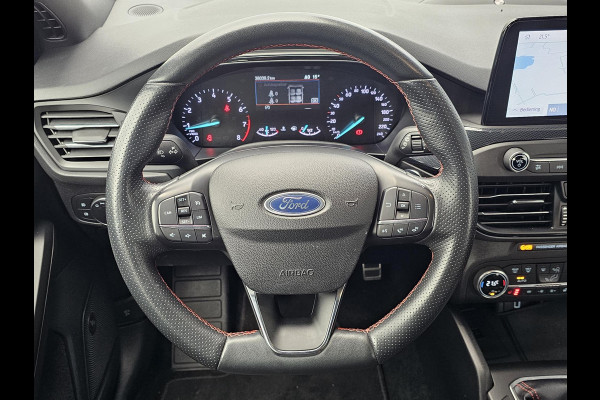 Ford FOCUS Wagon 1.5 EcoBoost ST-line Business 150 pk | Full led | PDC v+a | Trekhaak afneembaar | Keyless entry | Winterpack | Camera | Lane assist etc.