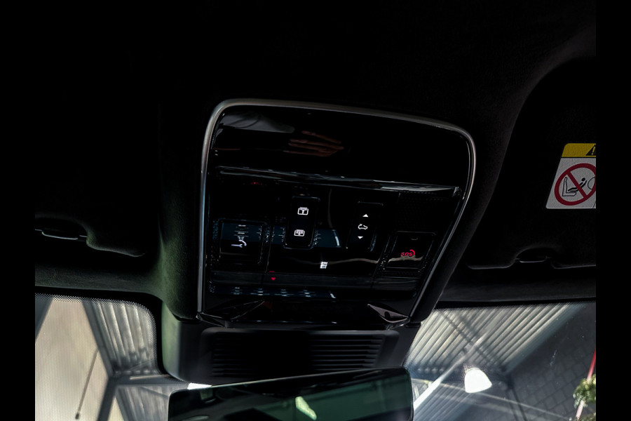 Land Rover Range Rover Sport 3.0 P510e First Edition |Massage|Stoelventilatie|Softclose|HUD|360 Land Rover Range Rover Sport 3.0 P510e First Edition |Massage|Stoelventilatie|Softclose|HUD|360