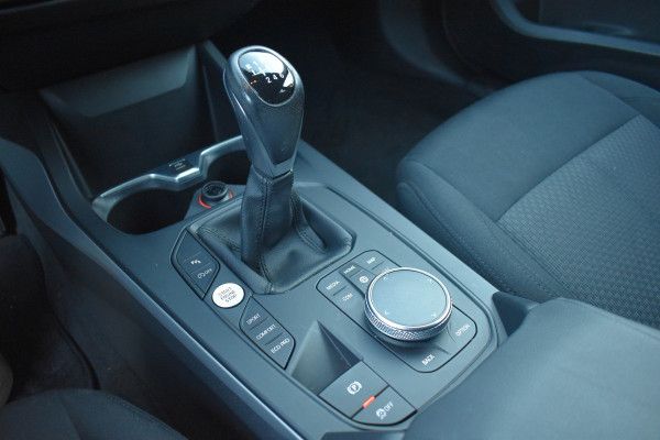 BMW 1-serie 118i Executive Edition | Navi Prof. | Carplay | Virtual Cockpit | DAB | PDC