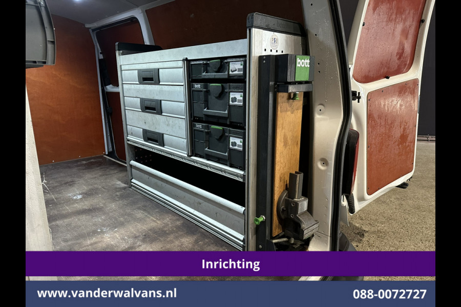 Volkswagen Transporter 2.0 TDI 150pk L2H1 Inrichting Euro6 Airco | Omvormer | Camera | 2500kg Trekhaak | Apple Carplay Android Auto, Cruisecontrol, Parkeersensoren Volkswagen Transporter 2.0 TDI 150pk L2H1 Inrichting Euro6 Airco | Omvormer | Camera | 2500kg Trekhaak | Apple Carplay Android Auto, Cruisecontrol, Parkeersensoren
