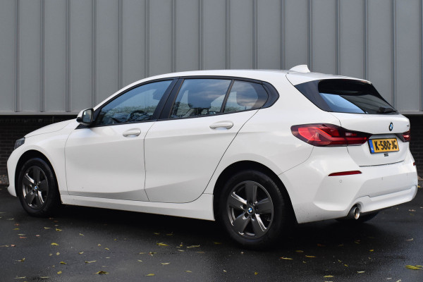 BMW 1-serie 118i Executive Edition | Navi Prof. | Carplay | Virtual Cockpit | DAB | PDC