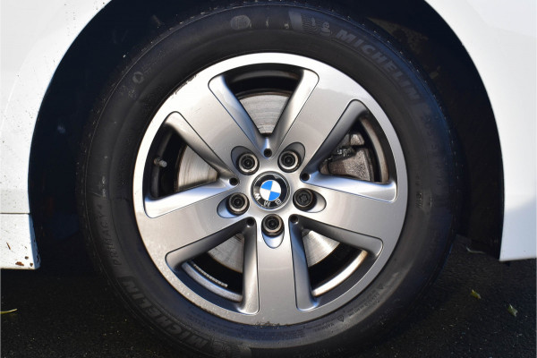 BMW 1-serie 118i Executive Edition | Navi Prof. | Carplay | Virtual Cockpit | DAB | PDC