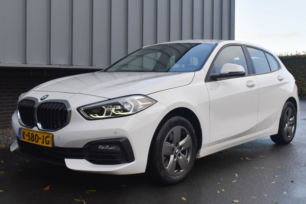 BMW 1-serie 118i Executive Edition | Navi Prof. | Carplay | Virtual Cockpit | DAB | PDC