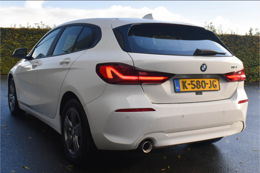 BMW 1-serie 118i Executive Edition | Navi Prof. | Carplay | Virtual Cockpit | DAB | PDC