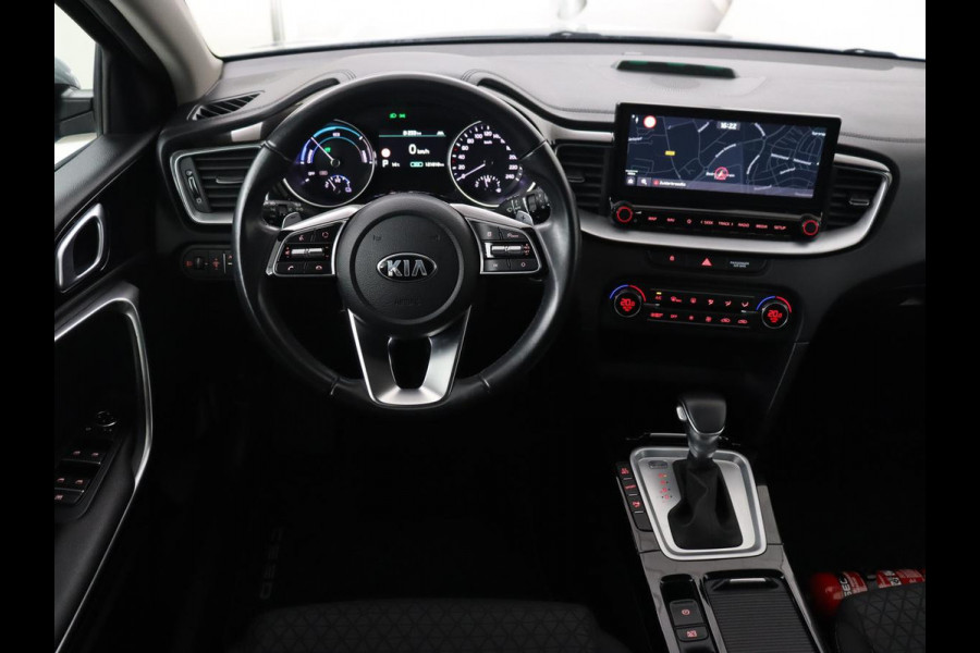 Kia Ceed 1.6 GDI PHEV DynamicLine | Carplay | Camera | Navigatie | Keyless | Climate control | Cruise control | Full LED | Parkeerhulp | Plug In