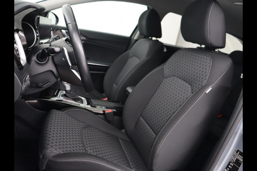 Kia Ceed 1.6 GDI PHEV DynamicLine | Carplay | Camera | Navigatie | Keyless | Climate control | Cruise control | Full LED | Parkeerhulp | Plug In