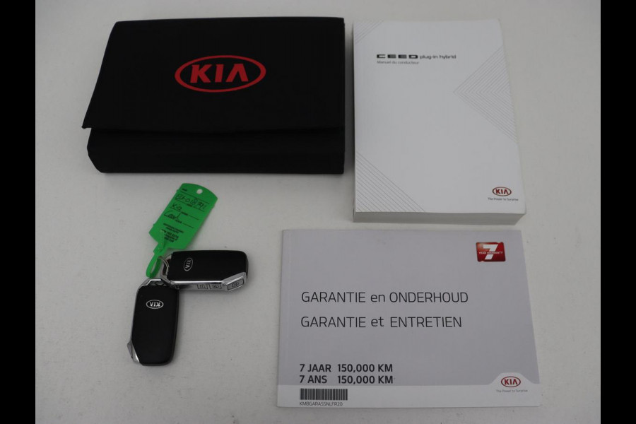 Kia Ceed 1.6 GDI PHEV DynamicLine | Carplay | Camera | Navigatie | Keyless | Climate control | Cruise control | Full LED | Parkeerhulp | Plug In