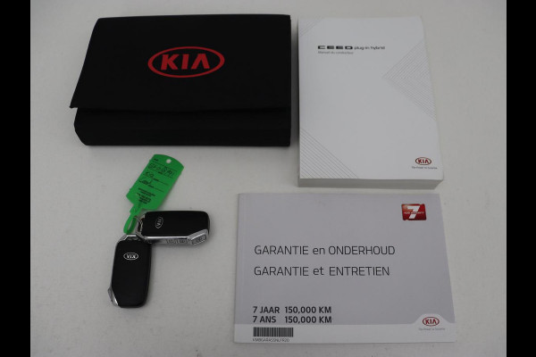 Kia Ceed 1.6 GDI PHEV DynamicLine | Carplay | Camera | Navigatie | Keyless | Climate control | Cruise control | Full LED | Parkeerhulp | Plug In