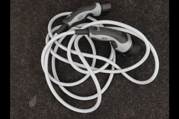 Kia Ceed 1.6 GDI PHEV DynamicLine | Carplay | Camera | Navigatie | Keyless | Climate control | Cruise control | Full LED | Parkeerhulp | Plug In