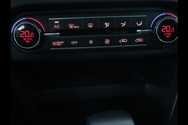 Kia Ceed 1.6 GDI PHEV DynamicLine | Carplay | Camera | Navigatie | Keyless | Climate control | Cruise control | Full LED | Parkeerhulp | Plug In