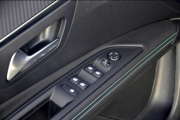 Peugeot 3008 1.6 HYbrid 180 Allure Pack Business | Navi | Camera | Zeer nette staat!
