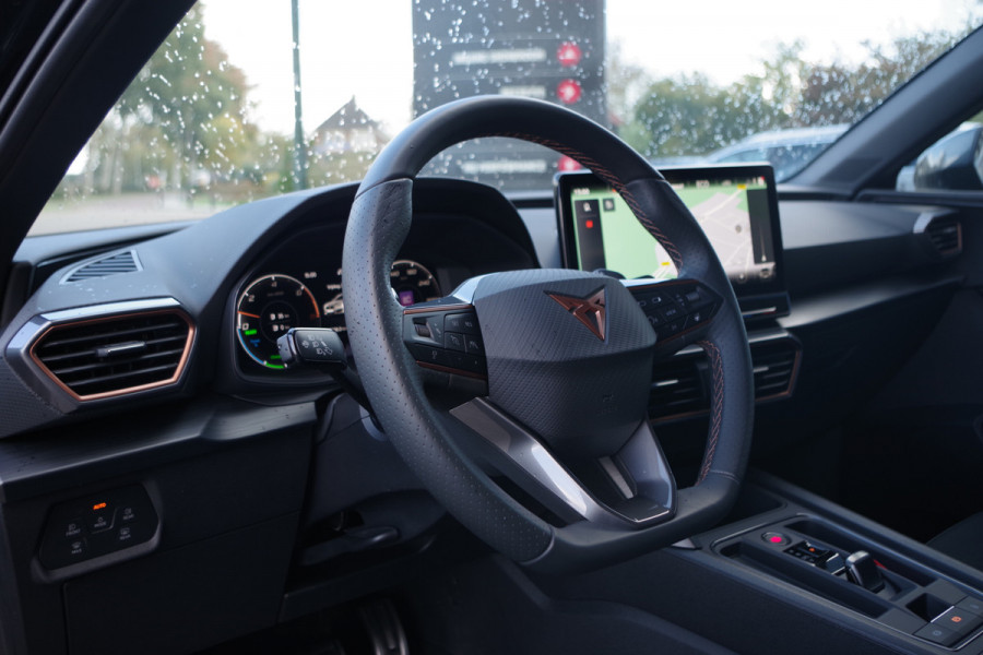 CUPRA Leon 1.4 e-Hybrid VZ Business, Camera, Adap. Cruise Control, LED CUPRA Leon 1.4 e-Hybrid VZ Business, Camera, Adap. Cruise Control, LED