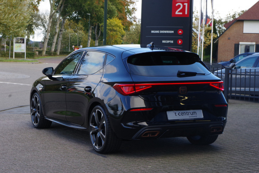 CUPRA Leon 1.4 e-Hybrid VZ Business, Camera, Adap. Cruise Control, LED CUPRA Leon 1.4 e-Hybrid VZ Business, Camera, Adap. Cruise Control, LED