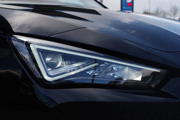 CUPRA Leon 1.4 e-Hybrid VZ Business, Camera, Adap. Cruise Control, LED CUPRA Leon 1.4 e-Hybrid VZ Business, Camera, Adap. Cruise Control, LED