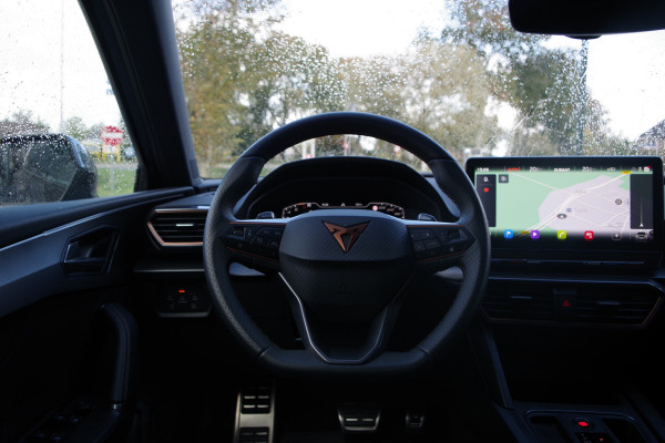 CUPRA Leon 1.4 e-Hybrid VZ Business, Camera, Adap. Cruise Control, LED CUPRA Leon 1.4 e-Hybrid VZ Business, Camera, Adap. Cruise Control, LED