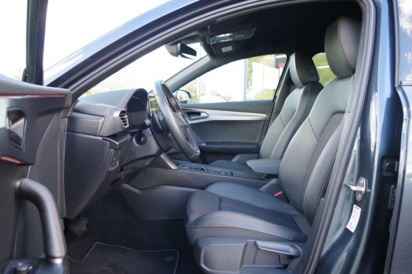 CUPRA Formentor 1.4 e-Hybrid 204 PK Adrenaline PHEV, Carplay, Camera, Keyless, LED