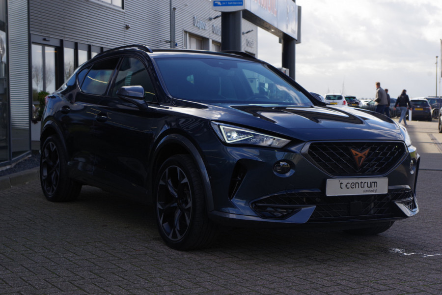 CUPRA Formentor 1.4 e-Hybrid 204 PK Adrenaline PHEV, Carplay, Camera, Keyless, LED