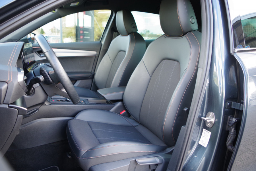 CUPRA Formentor 1.4 e-Hybrid 204 PK Adrenaline PHEV, Carplay, Camera, Keyless, LED