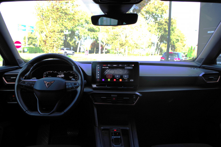 CUPRA Formentor 1.4 e-Hybrid 204 PK Adrenaline PHEV, Carplay, Camera, Keyless, LED