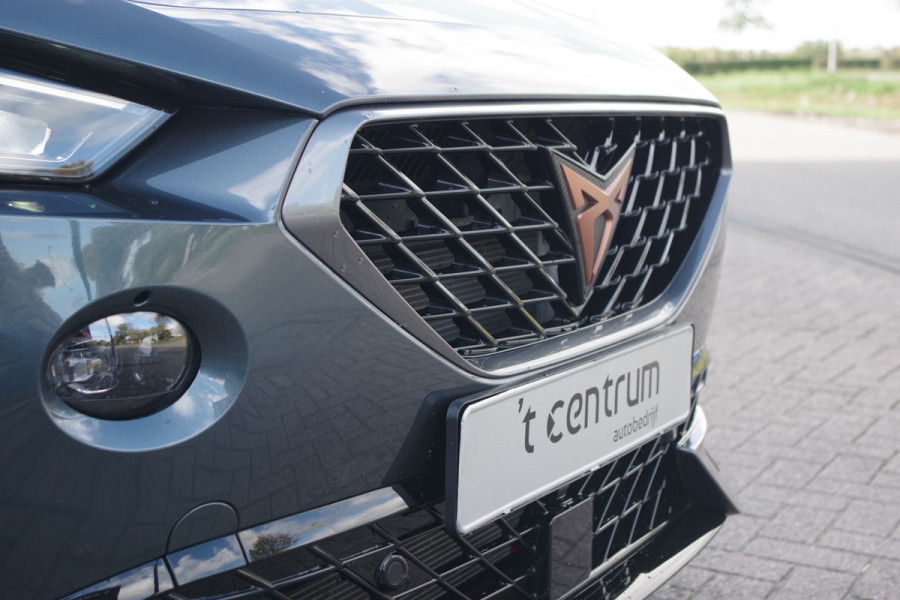 CUPRA Formentor 1.4 e-Hybrid 204 PK Adrenaline PHEV, Carplay, Camera, Keyless, LED