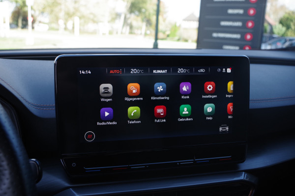 CUPRA Formentor 1.4 e-Hybrid 204 PK Adrenaline PHEV, Carplay, Camera, Keyless, LED