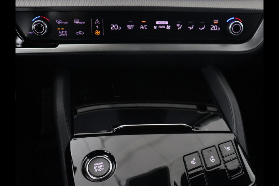 Kia Sportage 1.6 T-GDi Hybrid GT-Line | Panoramadak | Leder/Alcantara | Matrix LED | Stoel & stuurverwarming | Sfeerverlichting | Carplay | Adaptive cruise | Camera | Navigatie | Keyless