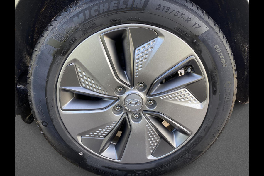 Hyundai Kona EV Premium 64 kWh | Dealer Onderhouden Hyundai Kona EV Premium 64 kWh | Dealer Onderhouden