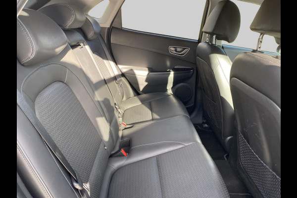 Hyundai Kona EV Premium 64 kWh | Dealer Onderhouden Hyundai Kona EV Premium 64 kWh | Dealer Onderhouden