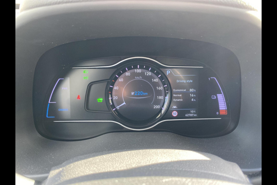 Hyundai Kona EV Premium 64 kWh | Dealer Onderhouden Hyundai Kona EV Premium 64 kWh | Dealer Onderhouden